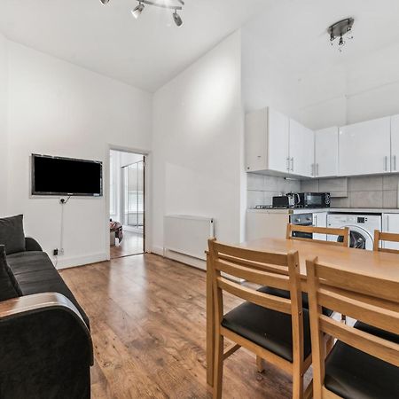 Cozy Wimbledon Apartment London Bagian luar foto