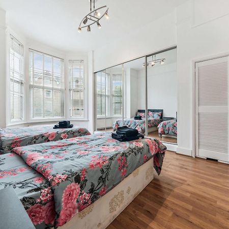 Cozy Wimbledon Apartment London Bagian luar foto